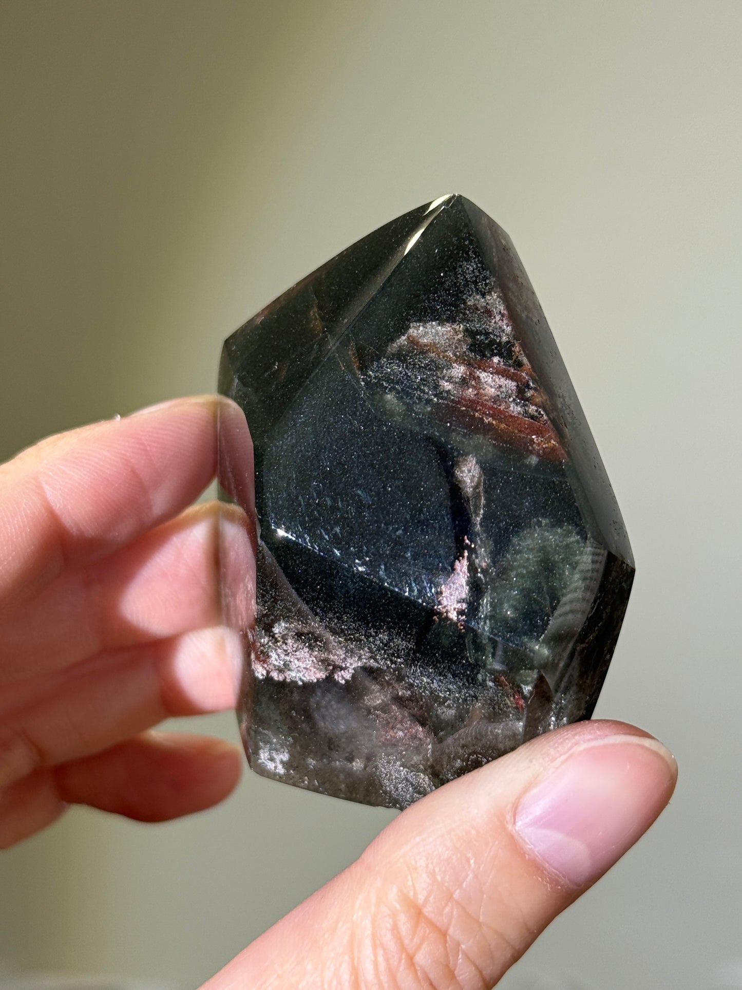 Shimmery Garden Quartz Tower, Zambia