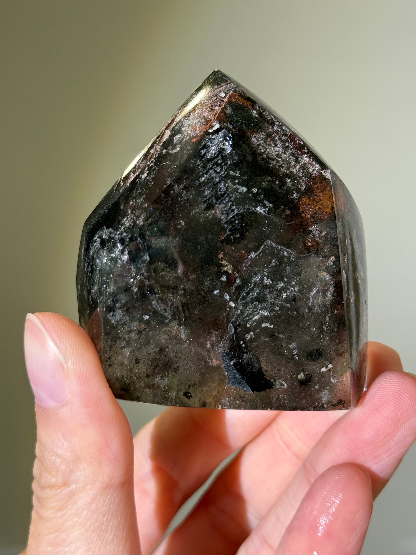 Shimmery Garden Quartz Tower, Zambia