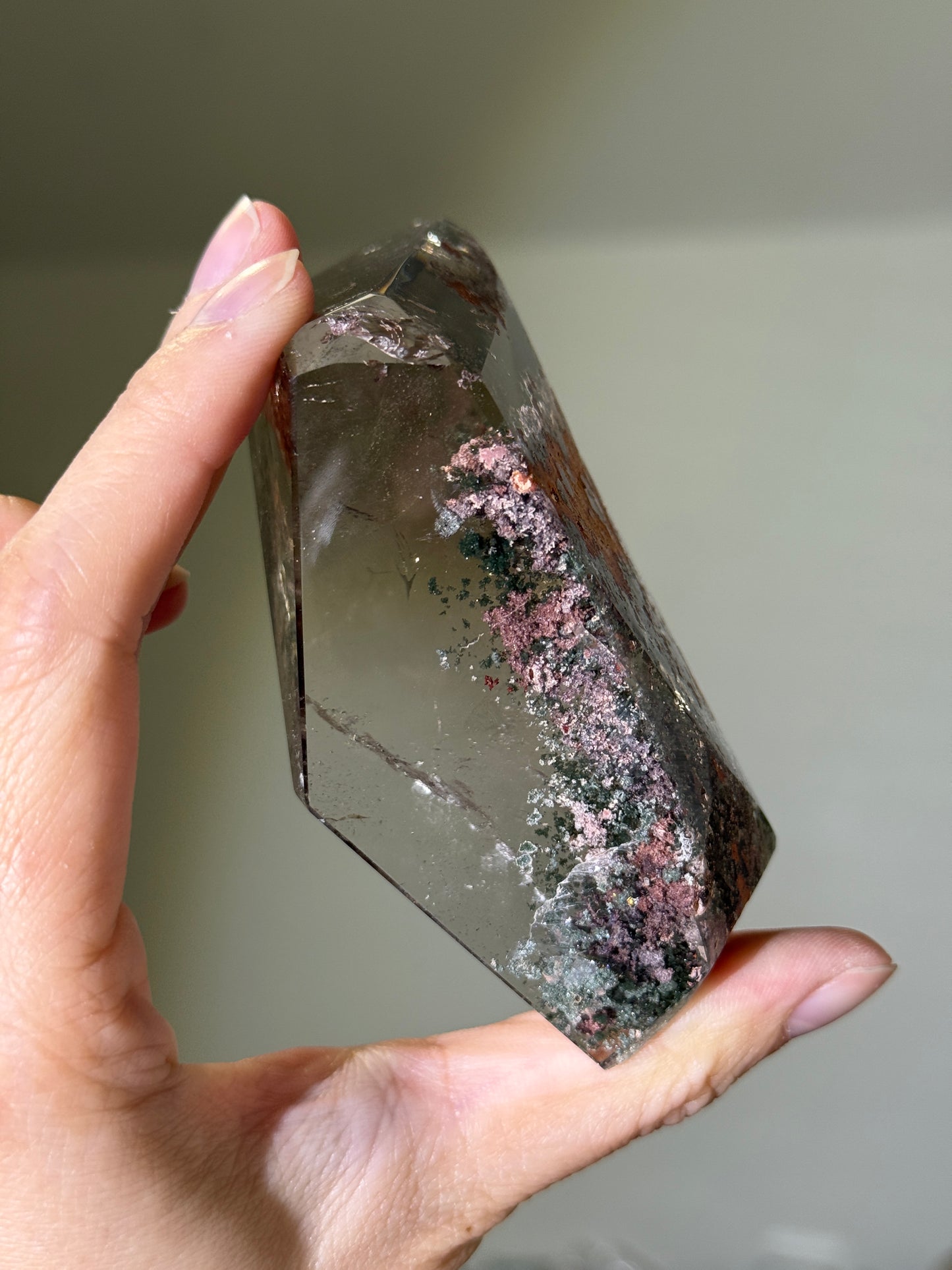 Statement Pink Garden Quartz Freeform, Brazil