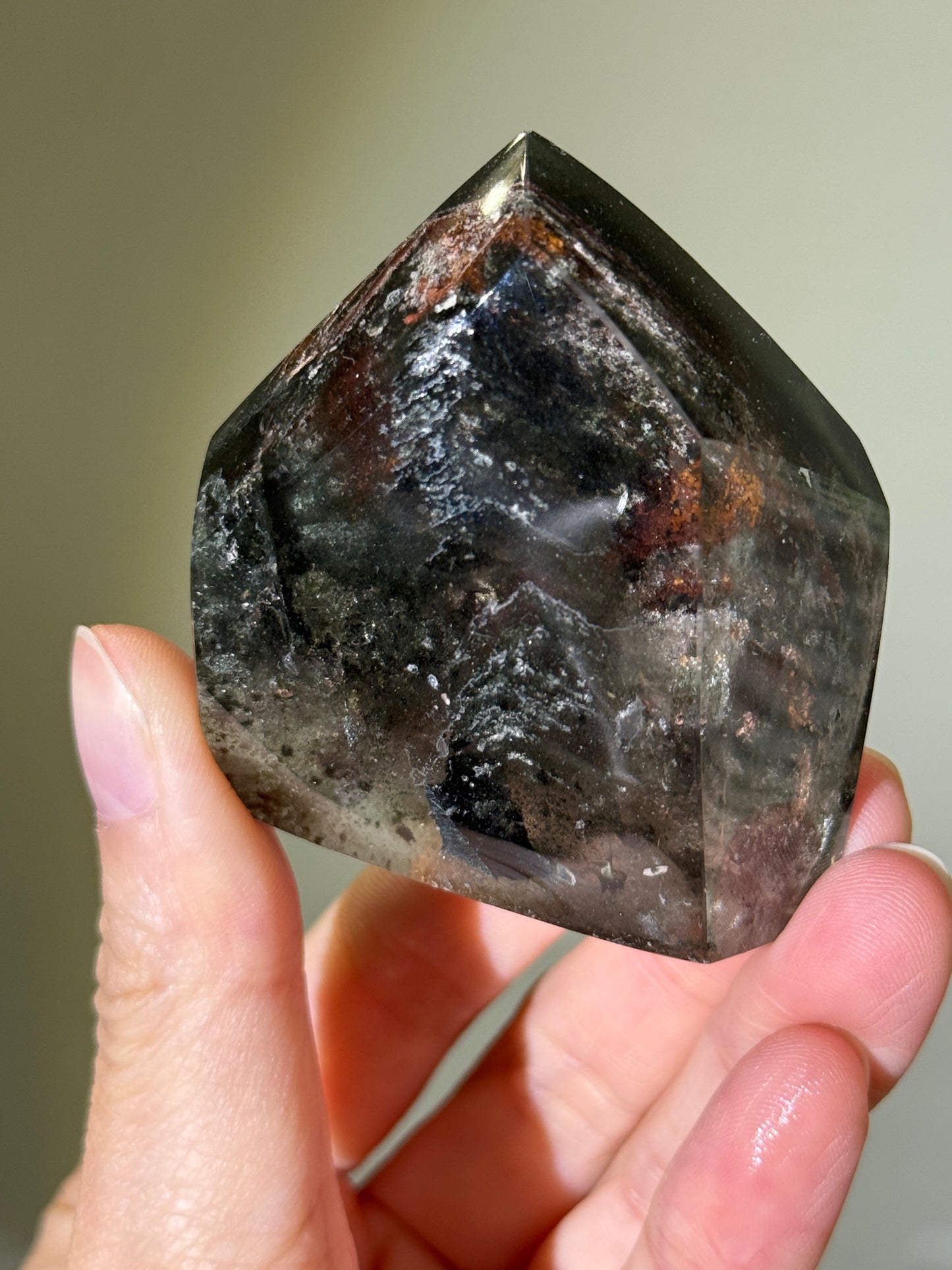 Shimmery Garden Quartz Tower, Zambia