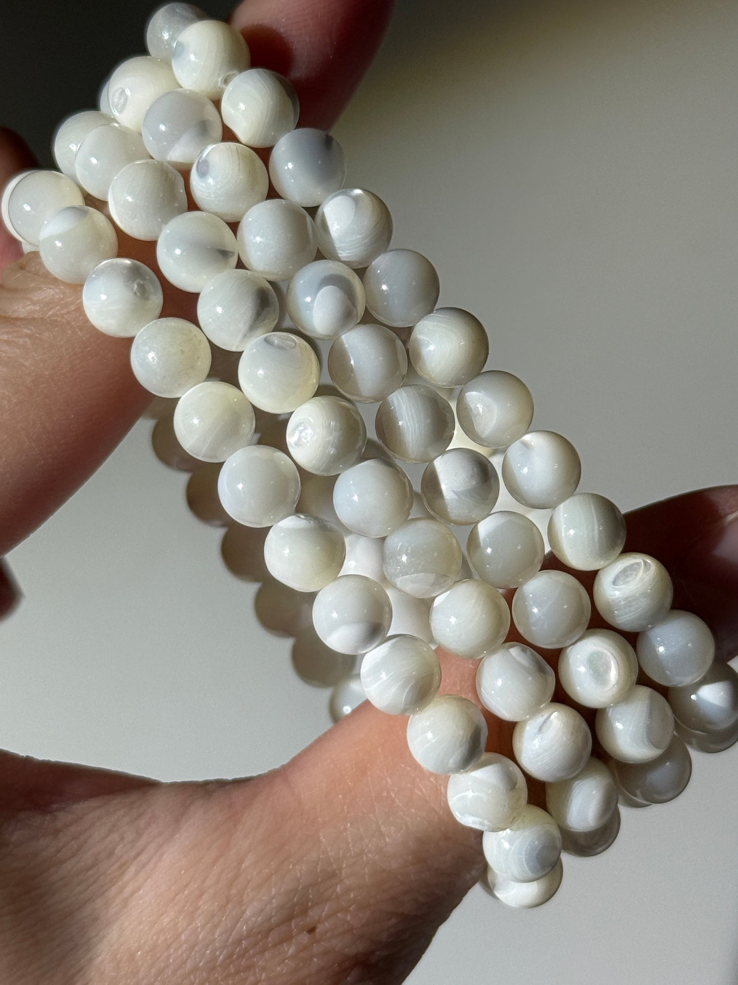 Mother Of Pearls Bracelets, 6mm