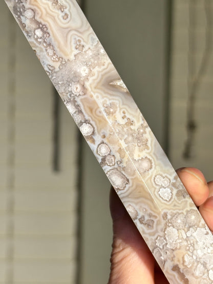 High Quality Unique Cream Beige Flower Agate Tower, Madagascar