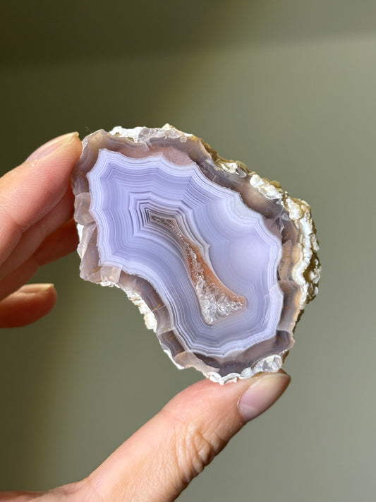 Large Purple Laguna Agate With Parallax Effect, Mexico