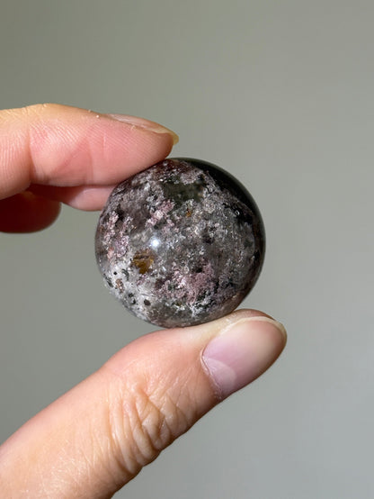 High Quality Garden Quartz Sphere, Zambia