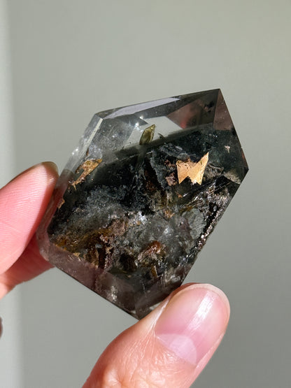 High Quality Water Clear Dark Green Phantom Chlorite Quartz Tower With Epidote, Zambia