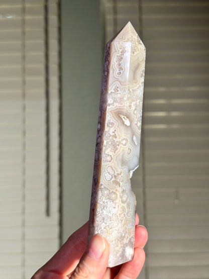 High Quality Unique Cream Beige Flower Agate Tower, Madagascar