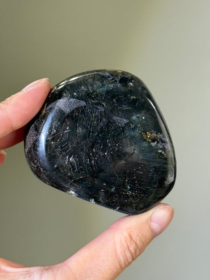 Rainbow Labradorite Freeform, Madagascar