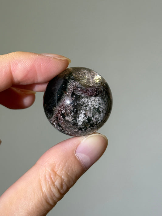 High Quality Garden Quartz Sphere, Zambia