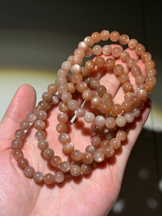 Peach Moonstone Bracelets, 7.5mm