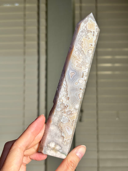 High Quality Unique Cream Beige Flower Agate Tower, Madagascar