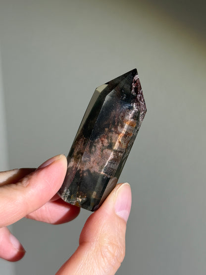 High Quality Water Clear Purple Green Garden Quartz Tower, Zambia