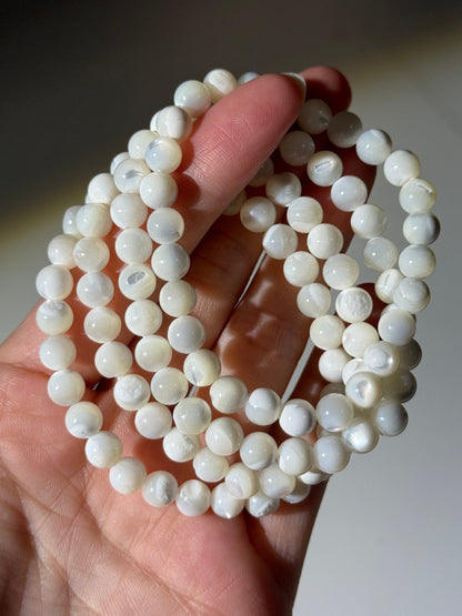 Mother Of Pearls Bracelets, 6mm
