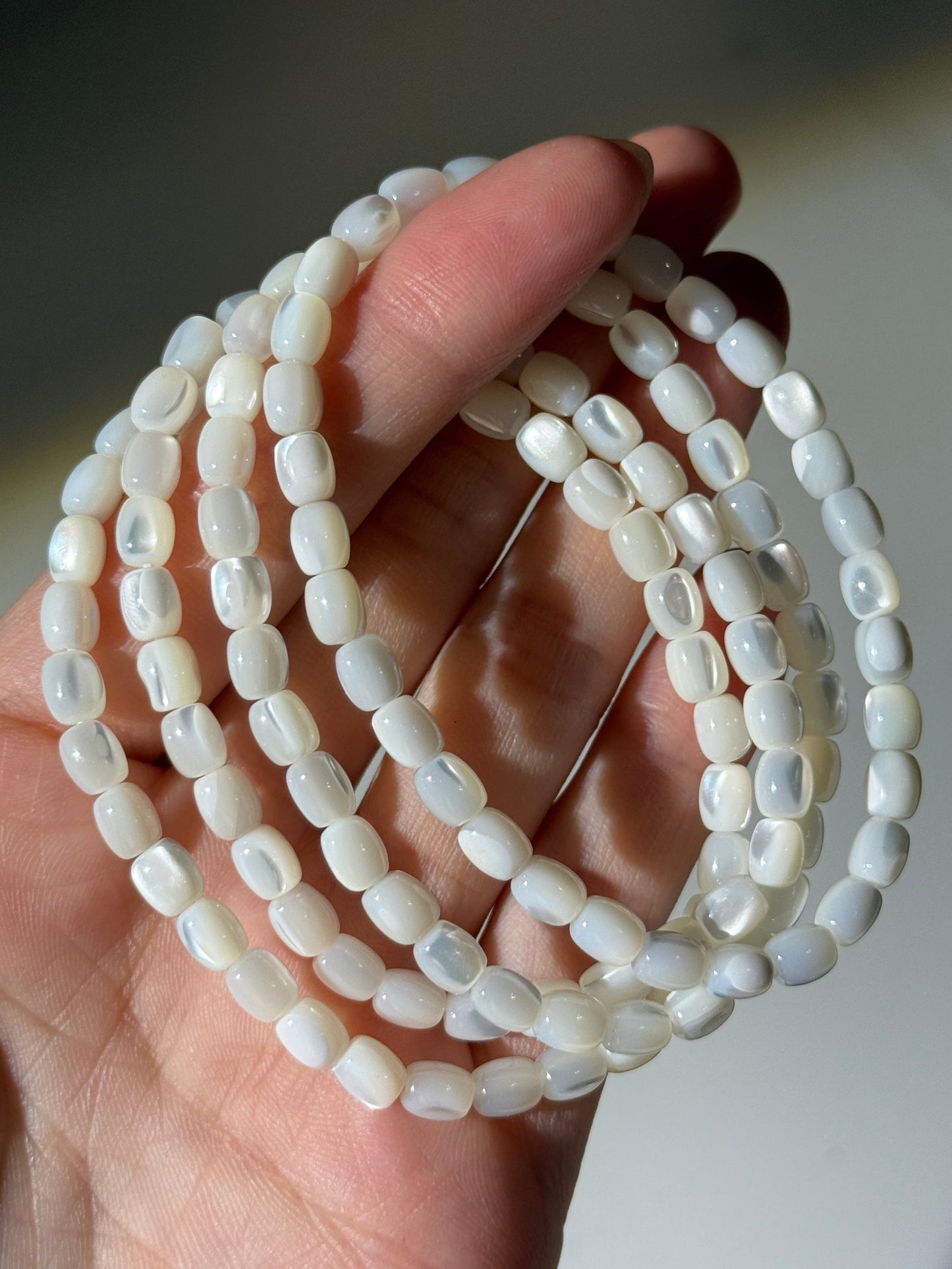 Mother of Pearls Bracelets, Elongated Bead, 6mm