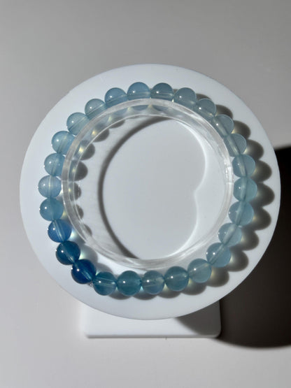 AAA Gradient Aquamarine Bracelet, Rare Translucent Beryl Aquamarine , 7mm Round Bead Bracelet, Stretchy Bracelet, Gift For Her, Gift For Him