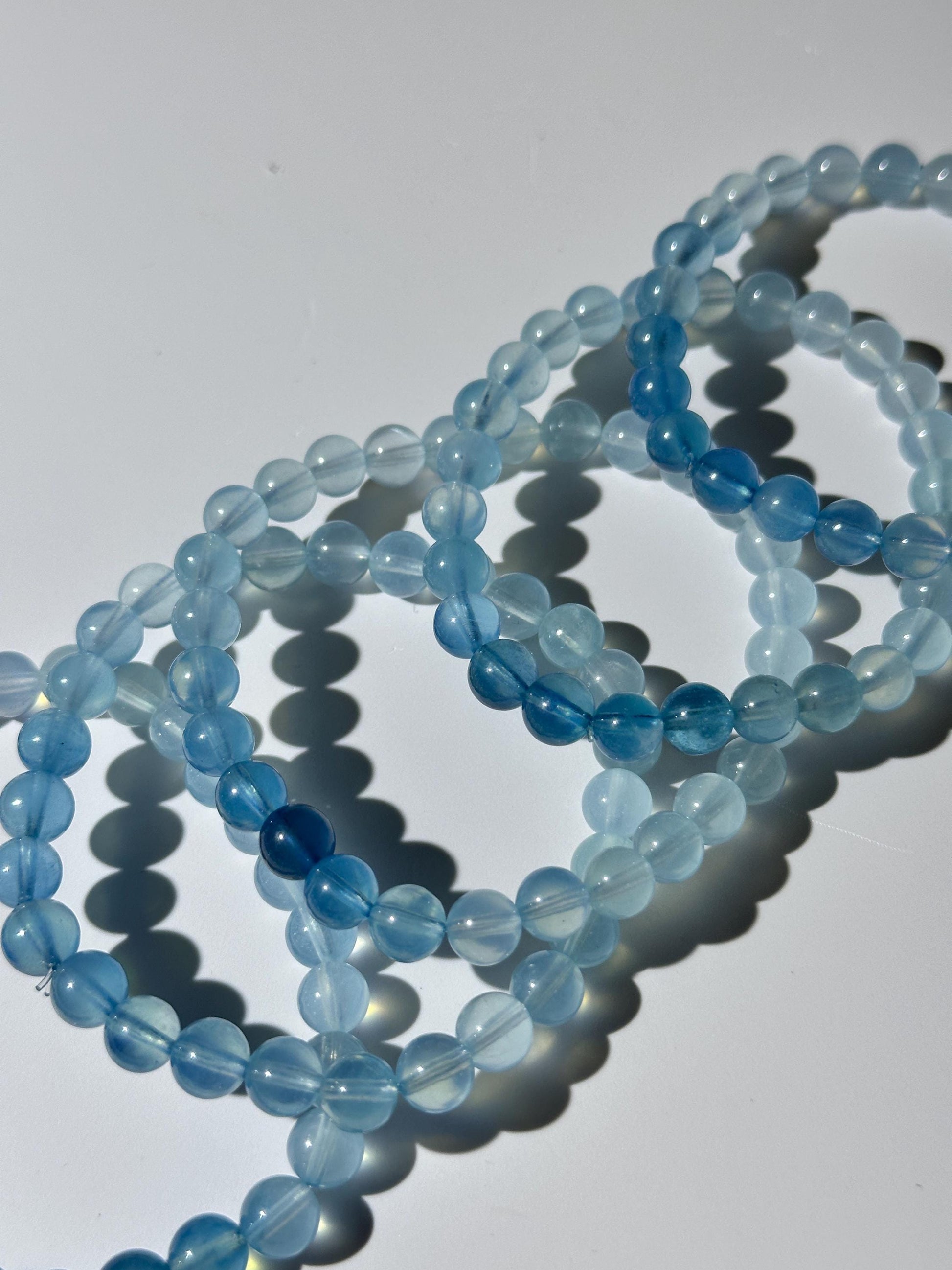 AAA Gradient Aquamarine Bracelet, Rare Translucent Beryl Aquamarine , 7mm Round Bead Bracelet, Stretchy Bracelet, Gift For Her, Gift For Him